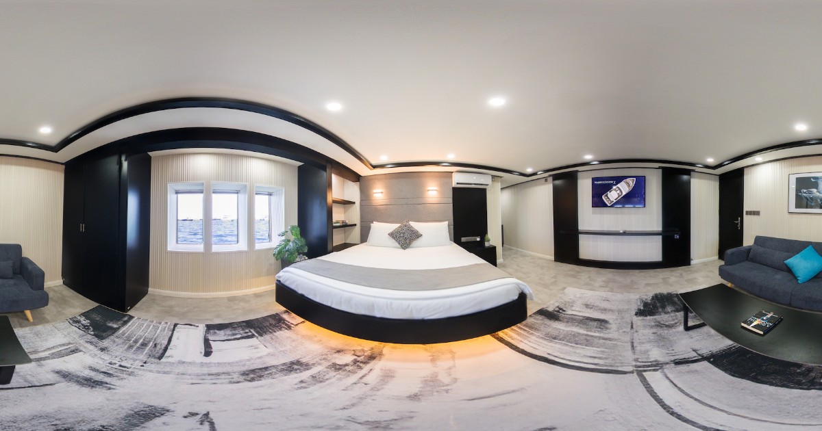 4 - Room 1 - 360_resized