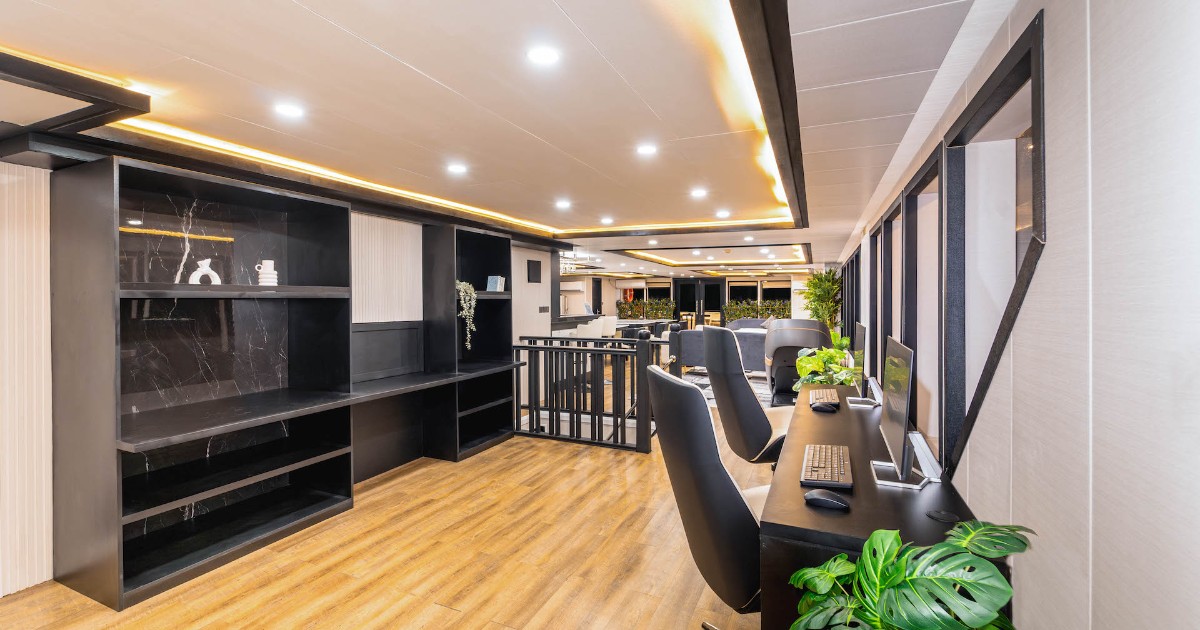 6 - Main Deck - Main Lounge 1-Edit_resized