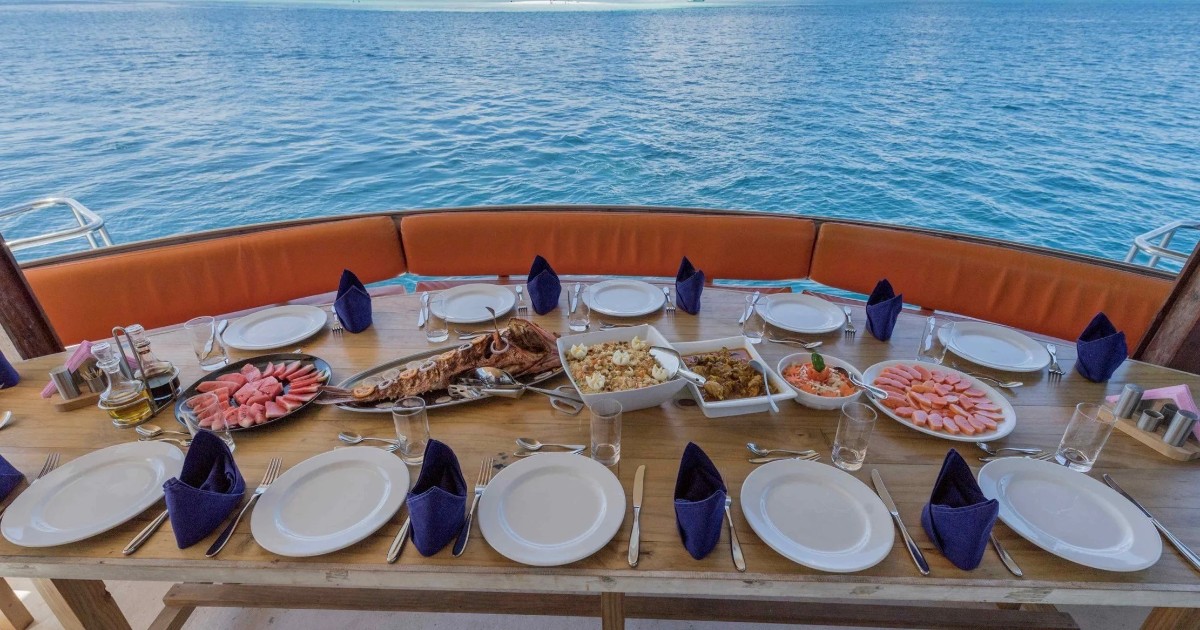 Alfrescodining_resized