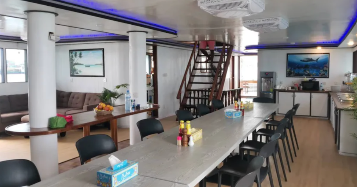 dining lounge 3_resized